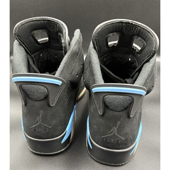 384664-006 Jordan 6 Unc Tar Heels Size 10(384664-006)